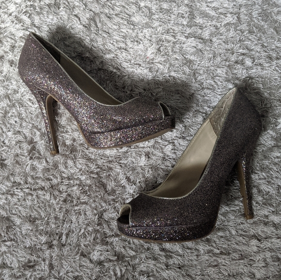 STEVE MADDEN Glitter Open Toe Pumps - Picture 1 of 3